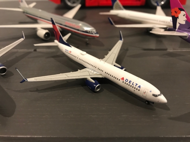 GeminiJets 1:400 Delta Air Lines Boeing 737-900ER