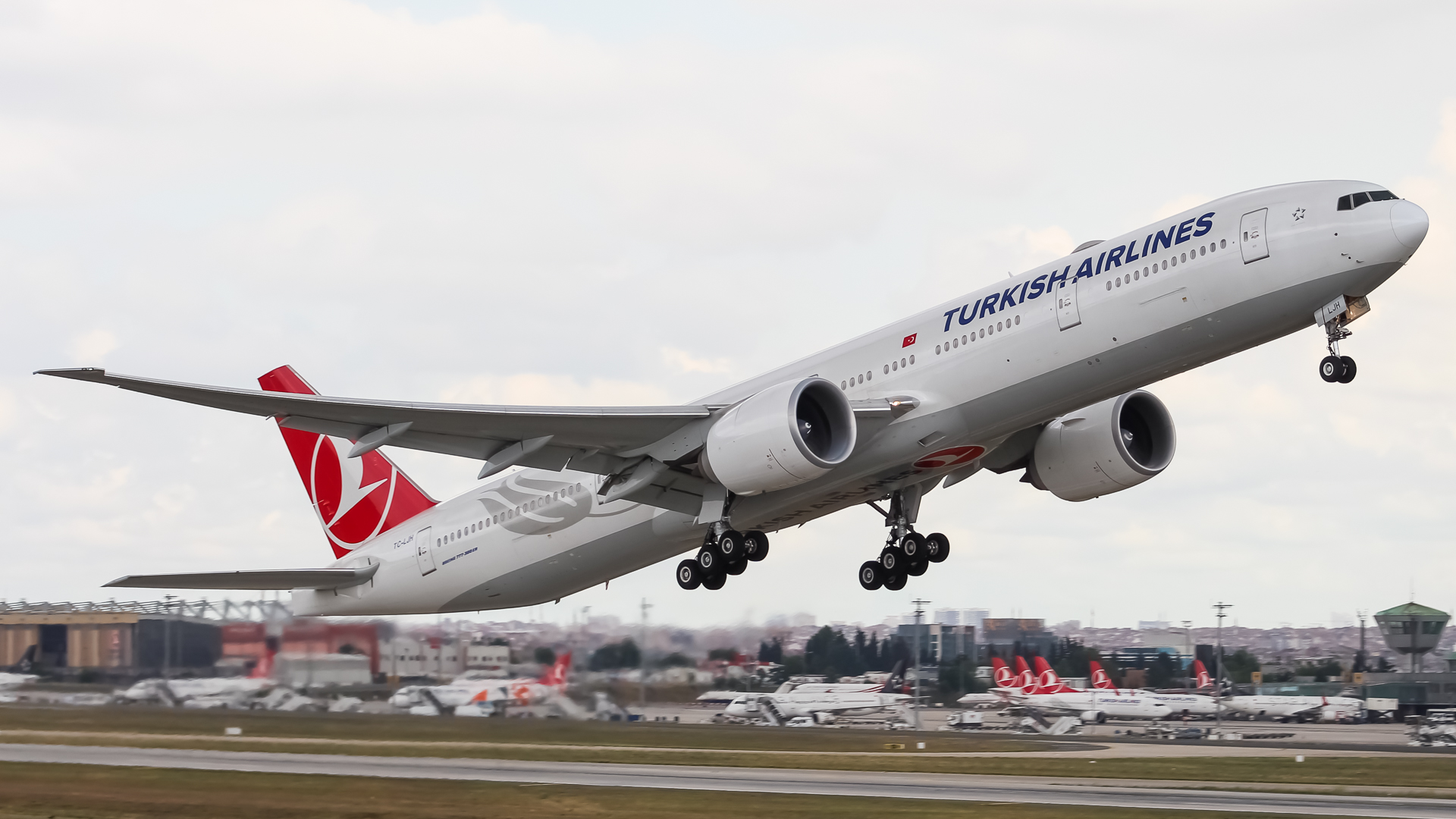 TURKISH AIRLINES BOEING 777-300ER トルコ航空 - メルカリ