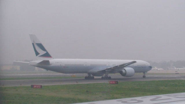 Cathay Pacific 777-300ER @ ZBAA