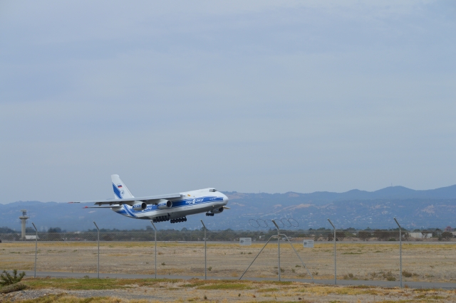 AN-124 departing Adelaide 21/03/19