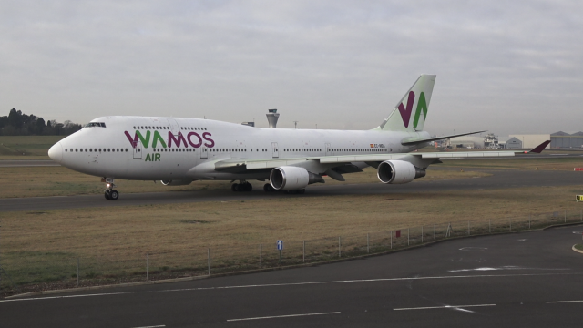 Womas Air 747-400 EC-MDS BHX