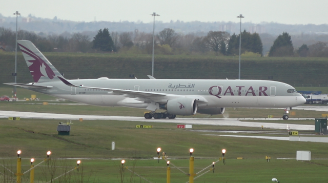 Qatar Airways - A350 - A7-AMF - BHX - 1