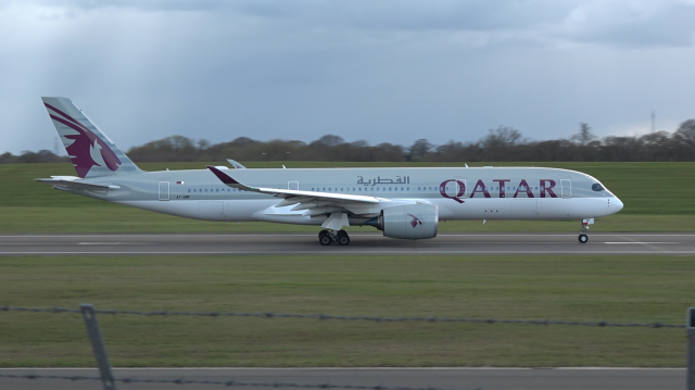 Qatar Airways - A350 - A7-AMF - BHX - 4