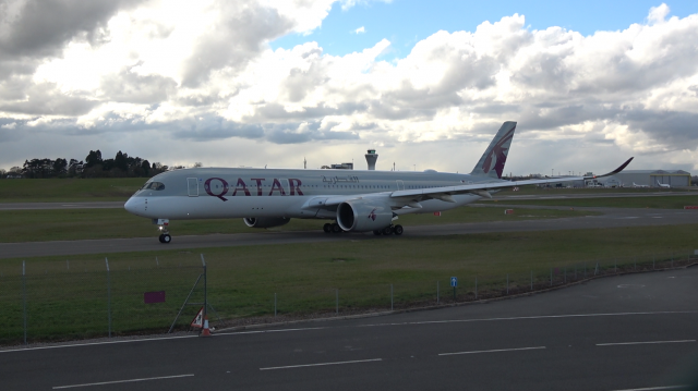Qatar Airways - A350 - A7-AMF - BHX - 2