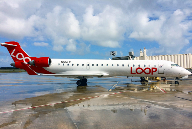 Loop CRJ-700 Boarding