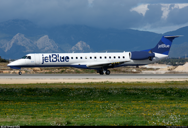 jetBlue ERJ-145