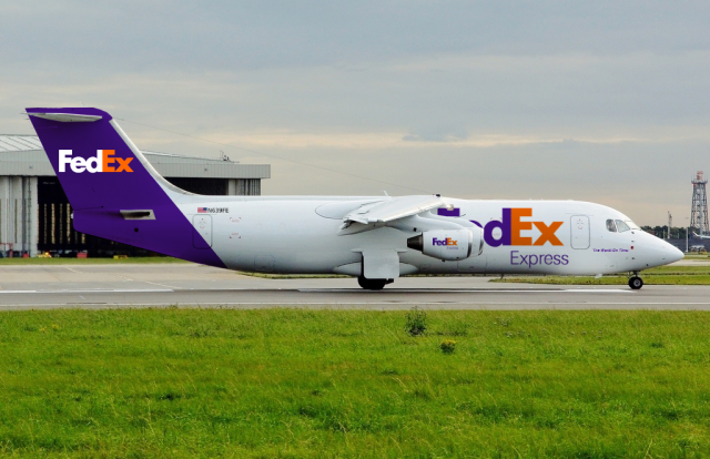 FedEX express BAE-300QT