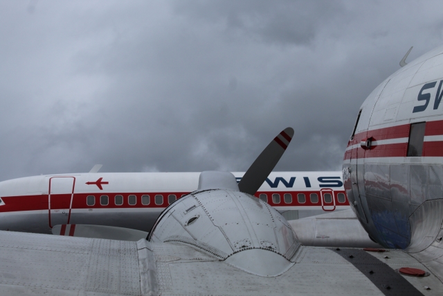 Swissair Convair CV990 and Douglas DC-3