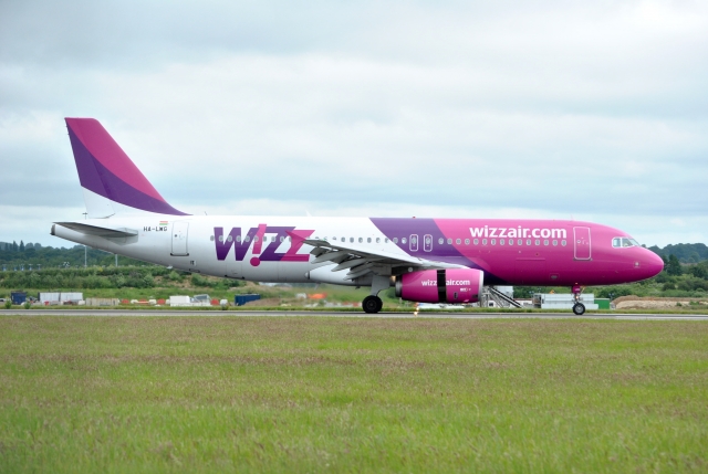 HA-LWG | WizzAir A320-200 | Luton