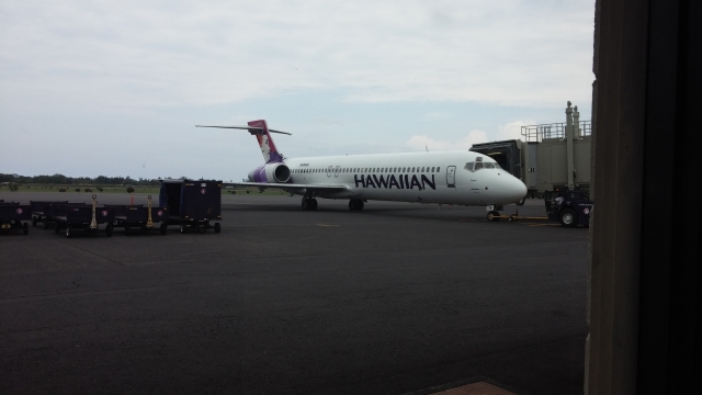 Hawaiian Airlines Boeing 717-22A (McDonnell-Douglas MD-95)